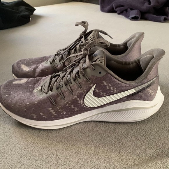 Nike Vomero 14 mens size 10 running shoes - Picture 2 of 6